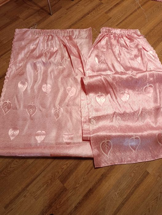 Шторы розовые атлас 4 шт