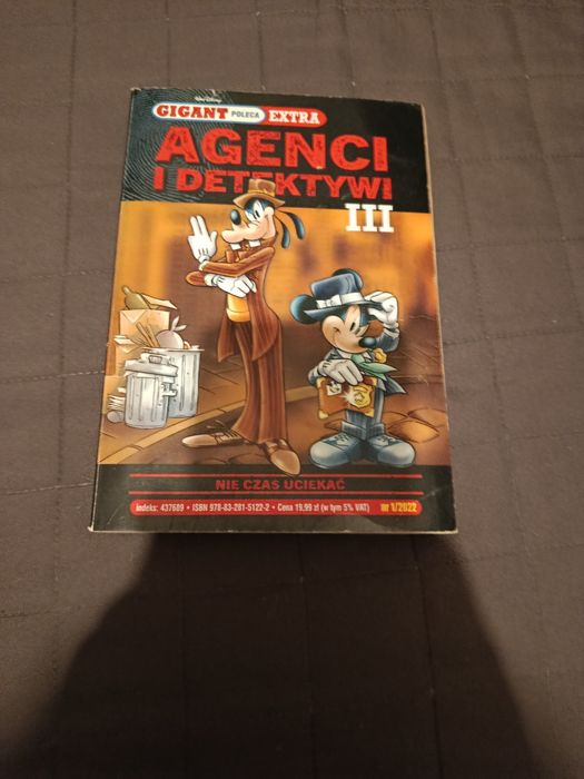 Komiks gigant Kaczor Donald Agenci i detektywi tom 3