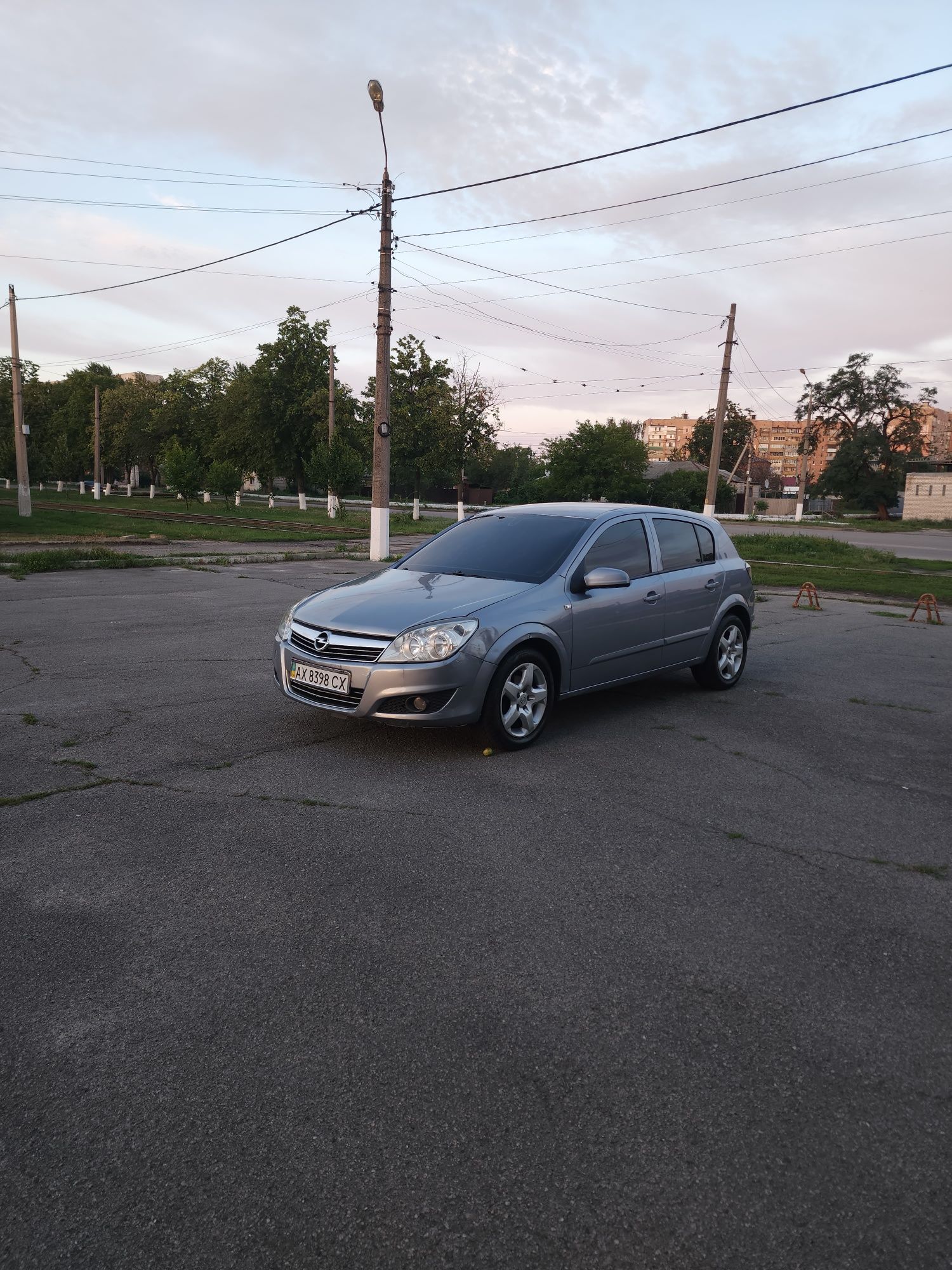 Opel Astra H 1.6 Автомат