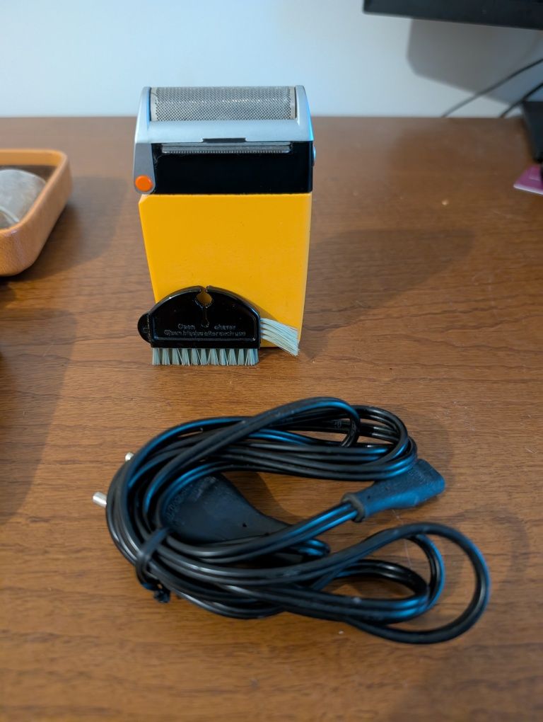 Máquina de barbear vintage Krups Flexonic II