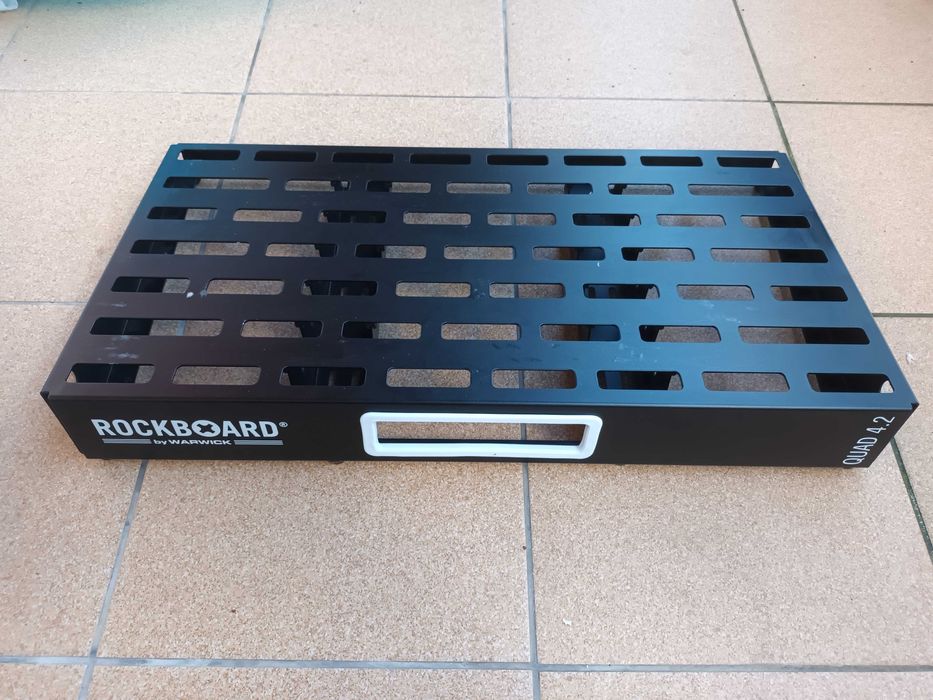 Pedalboard RockBoard Quad 4.2 z pokrowcem