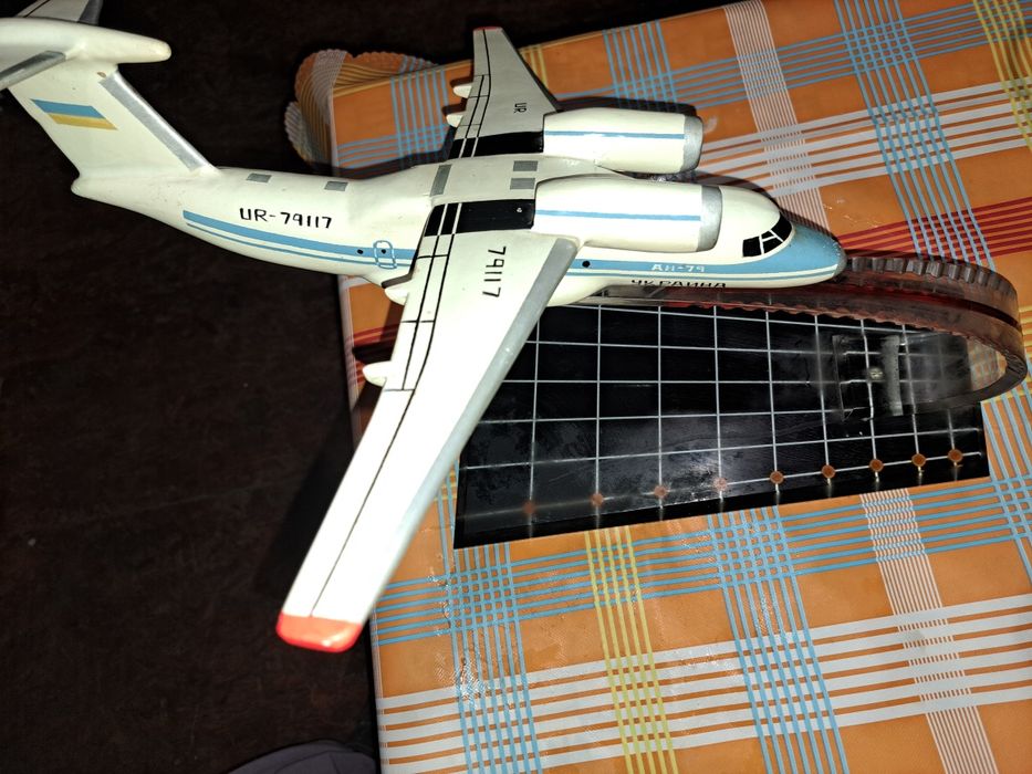 Макет самолёта АН 74