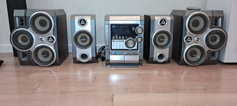 Музичний центр Samsung MAX-ZS990