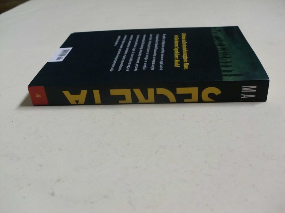 A Guerra Secreta
de Max Hastings
Volume 4