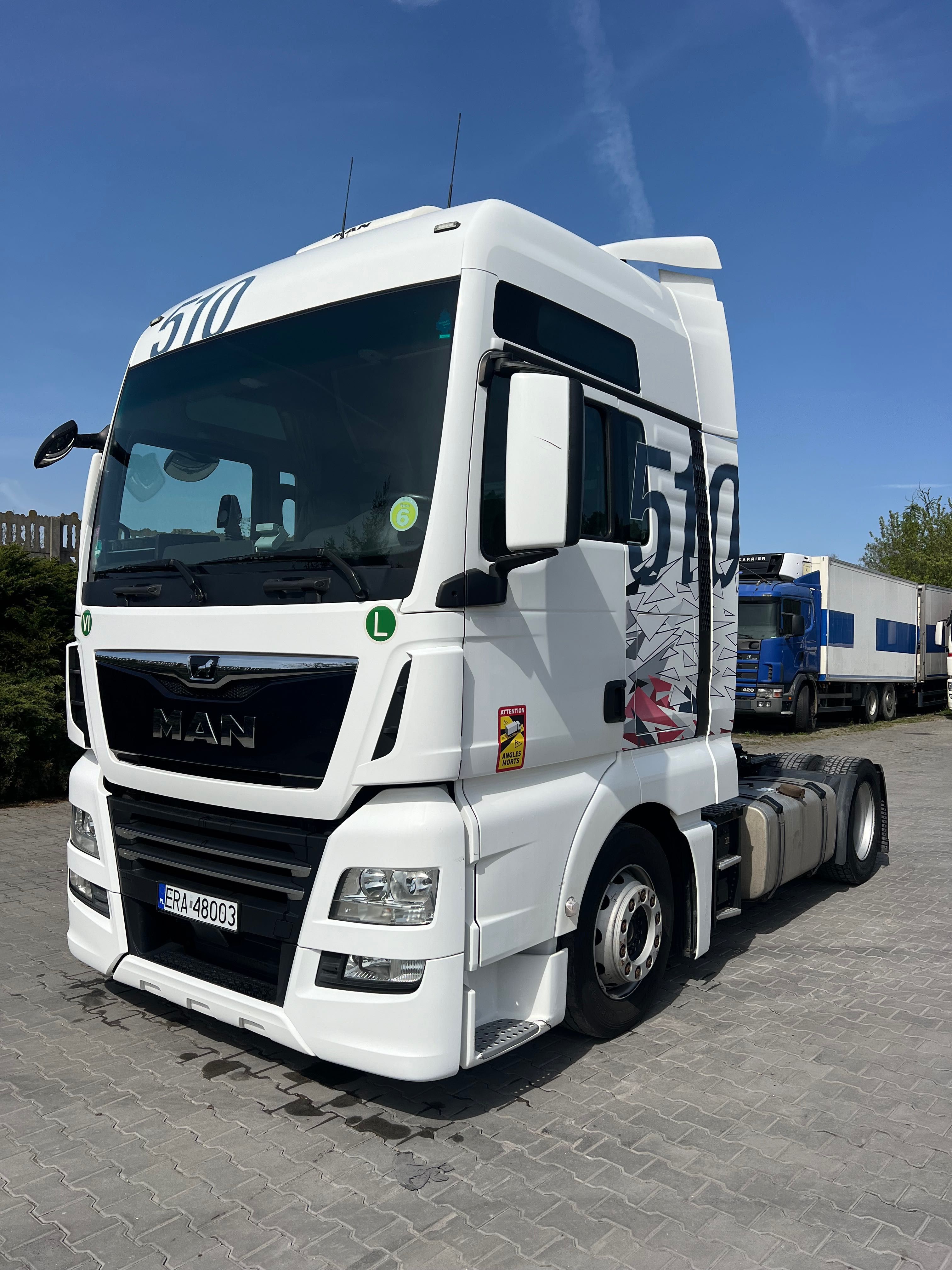 MAN TGX 18.510 low deck mega