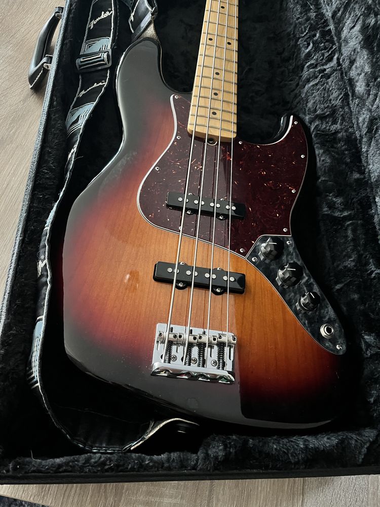 Baixo Fender Jazz Bass USA