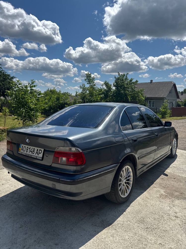 БМВ Е39 (525 tds)