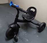 Triciclo infantil