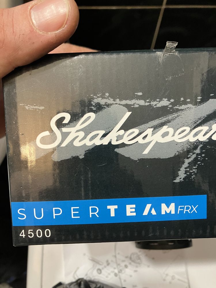 Kołowrotek Shakespeare Superteam frx 4500