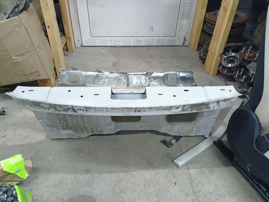 задня панель, заднее корито tesla model x 1069501-S0-B