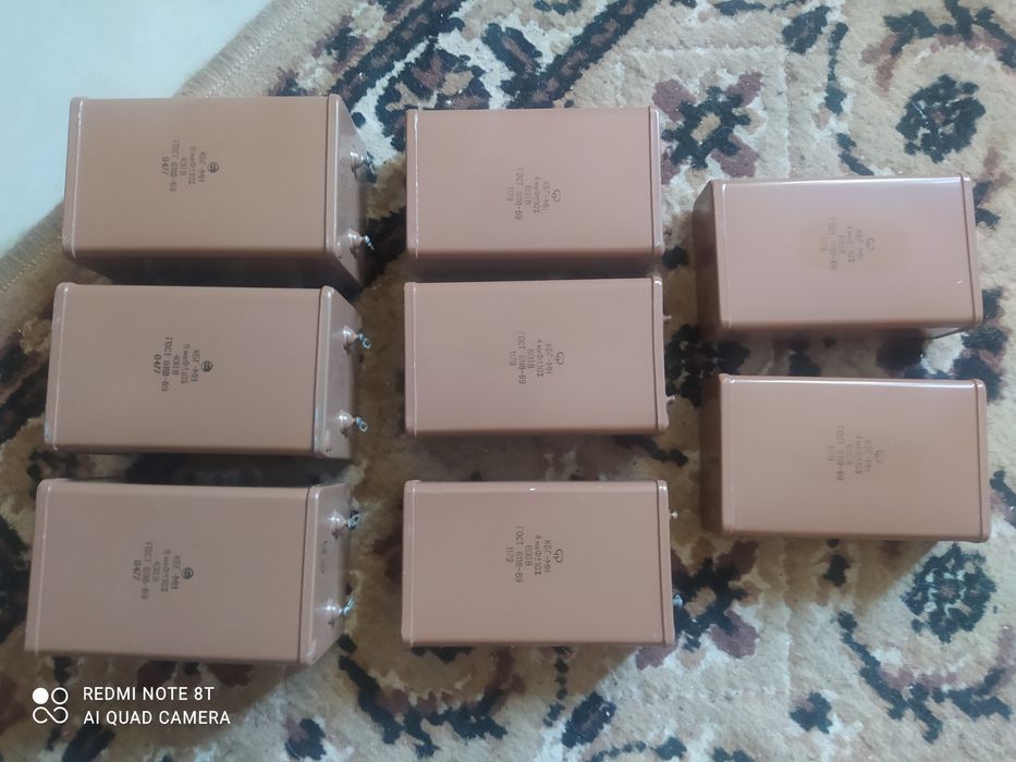 Конденсаторы для фильтров акустических систем и ламповых конструкций.