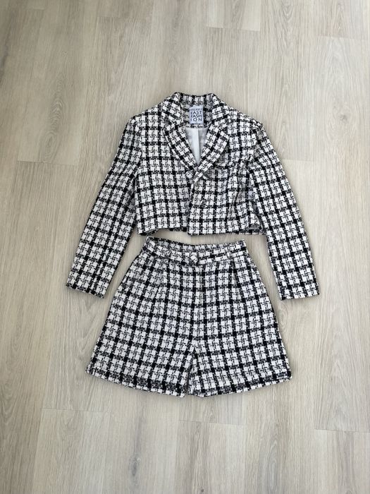 Стильний твідовий костюм шорти і піджак, розмір S, стан ідеальний