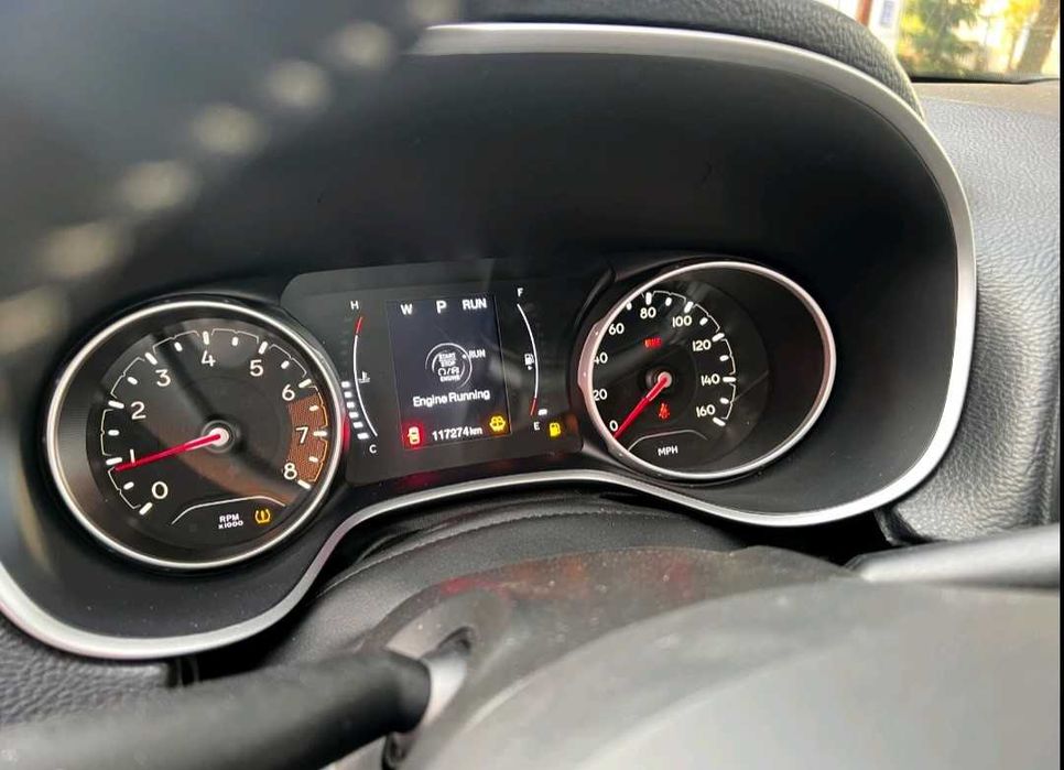 продам авто джип компас 2018 року автомат бензин повний привід