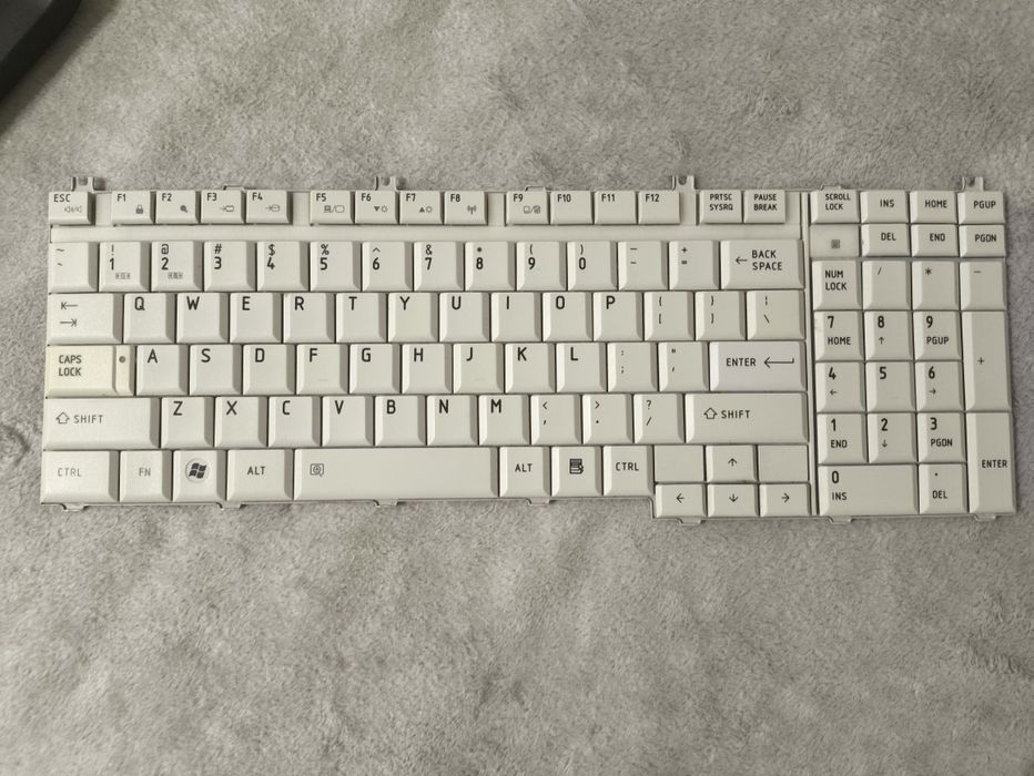 Klawiatura Toshiba satelite