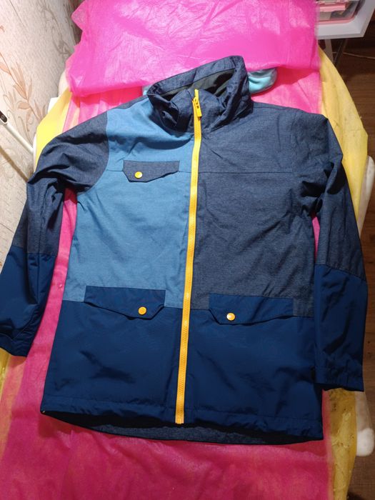 Стильна подовжена куртка на хлопчика 12 років