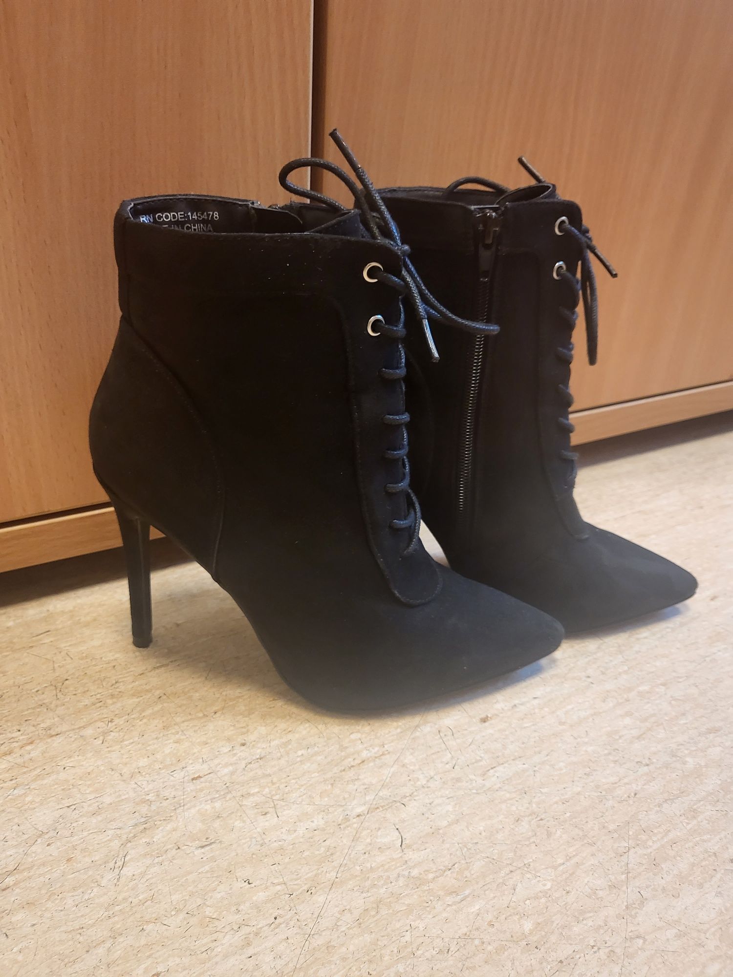 Buty damskie rozmiar 37