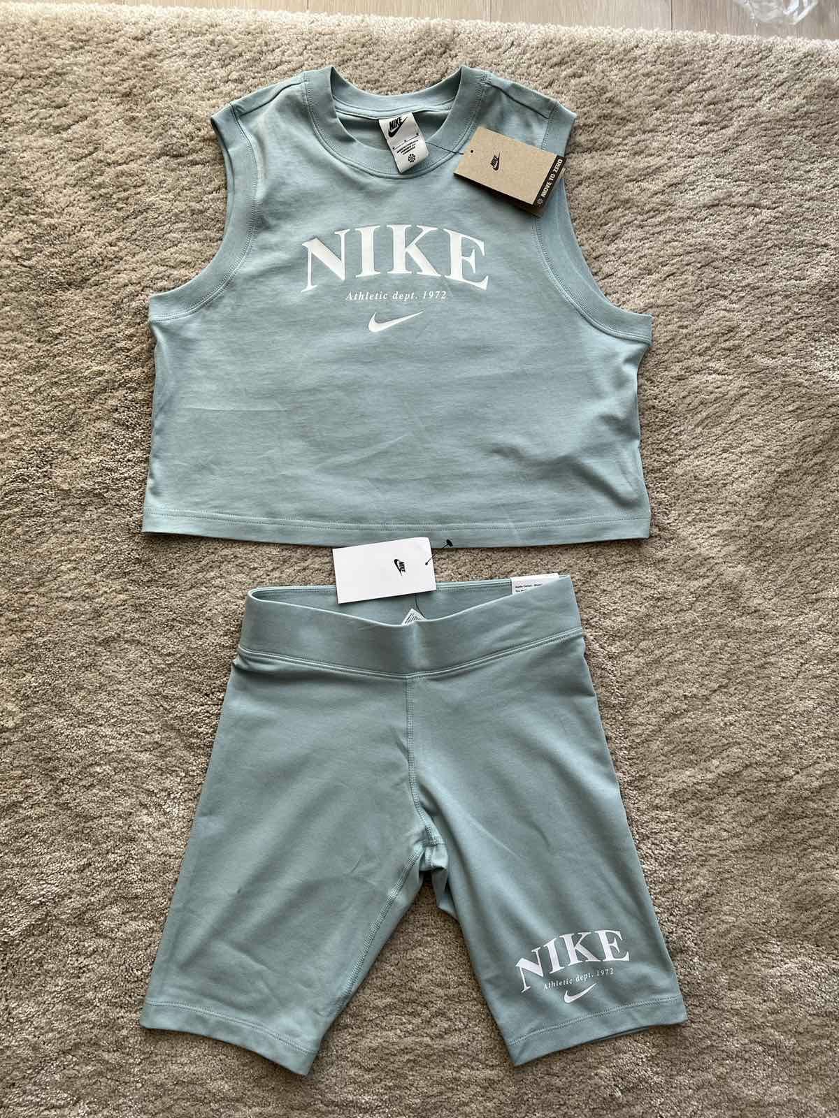 Nike шорти топ розмір S M