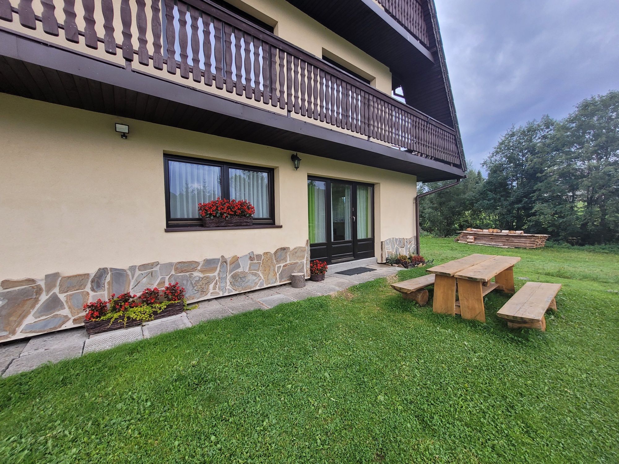 Apartament Pokoje dla 2-4 os. w Chochołowie Zakopane 10% zniżki Termy