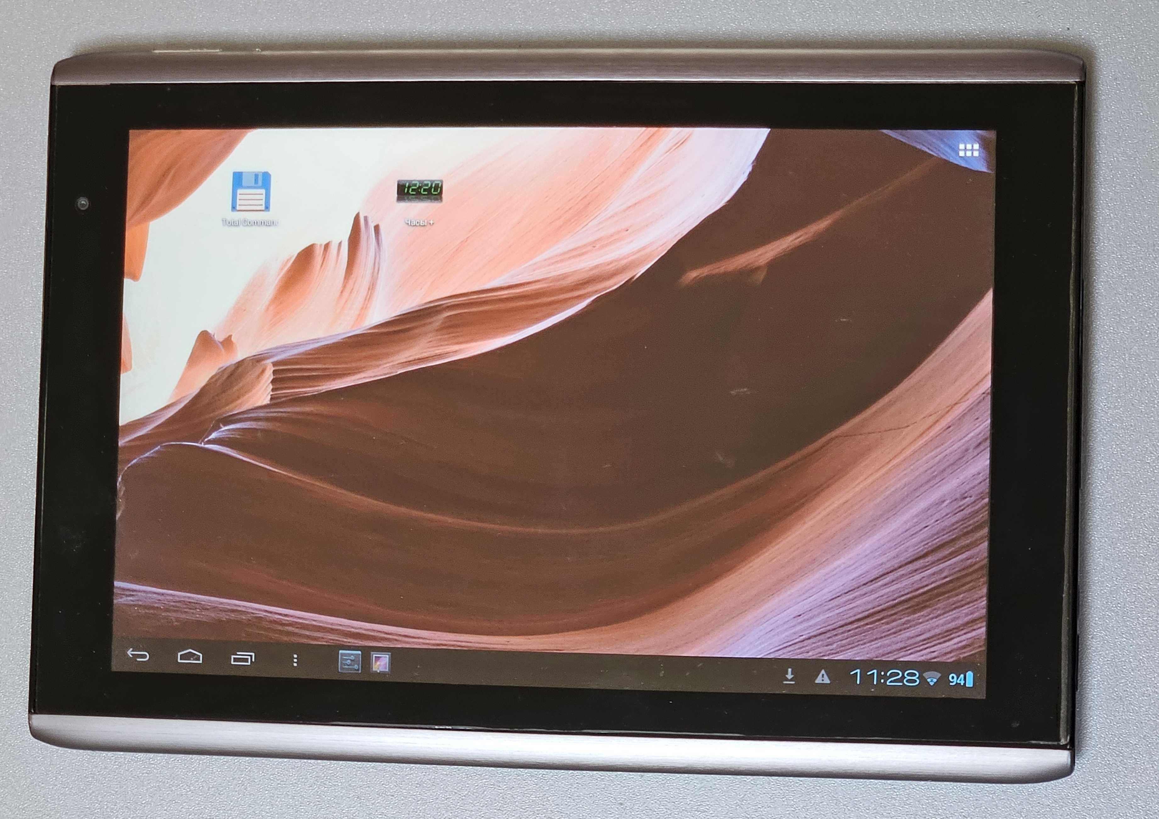 Планшет Acer A500 c док-станцией, часы, фоторамка