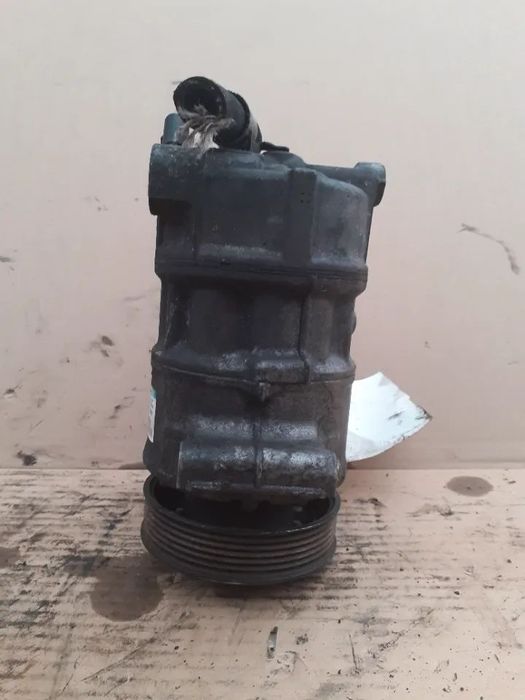 Kompresor klimatyzacji Golf VI 5N0 820 803