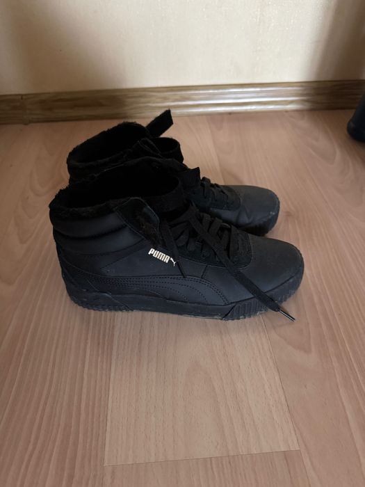 Зимові кросівки жіночі