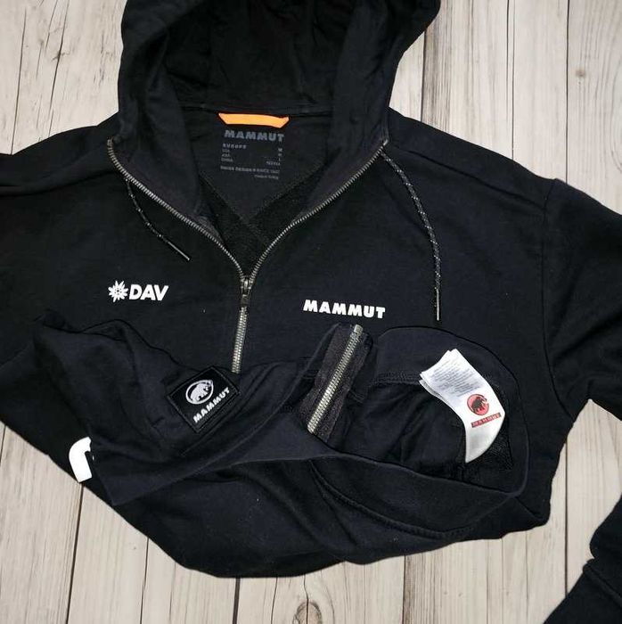 Bluza z kapturem Mammut M czarna