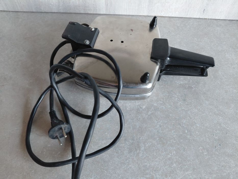 Вафельница СССР состояние отличное