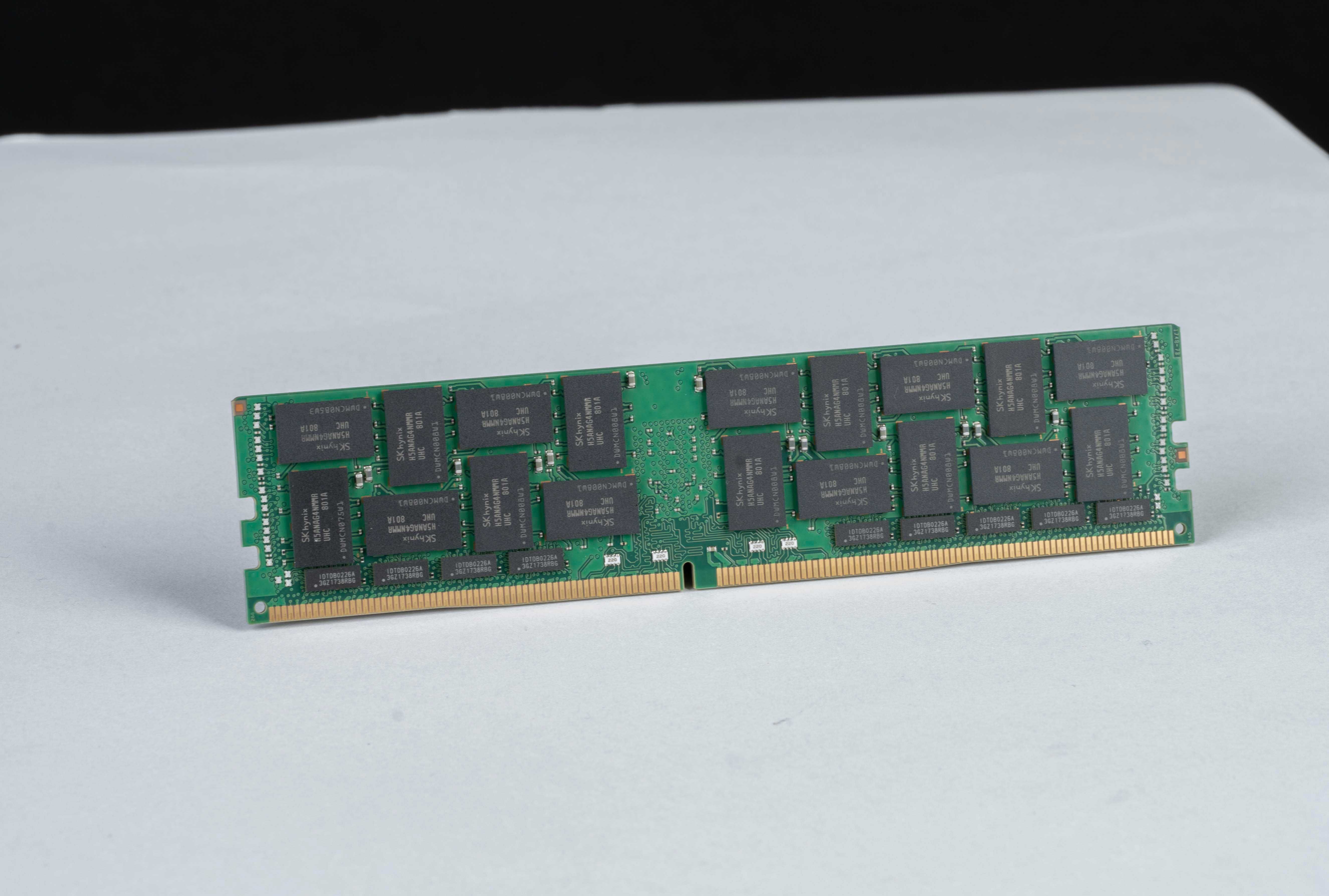 Pamięć ram 1x 64GB Hynix ECC LOAD REDUCED DDR4 4DR