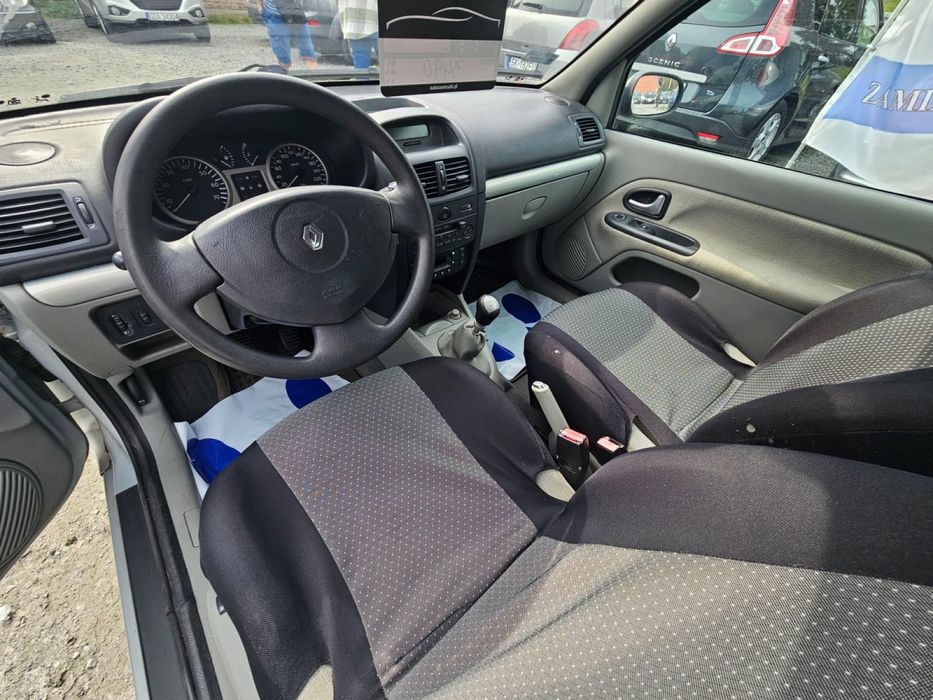 Renault clio 1.4 bennzyna // super jezdzi // sprawna klimatyzacja