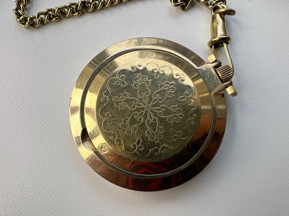 Часы карманные Луч позолоченные Au желтый мех 2209 СССР - не идут