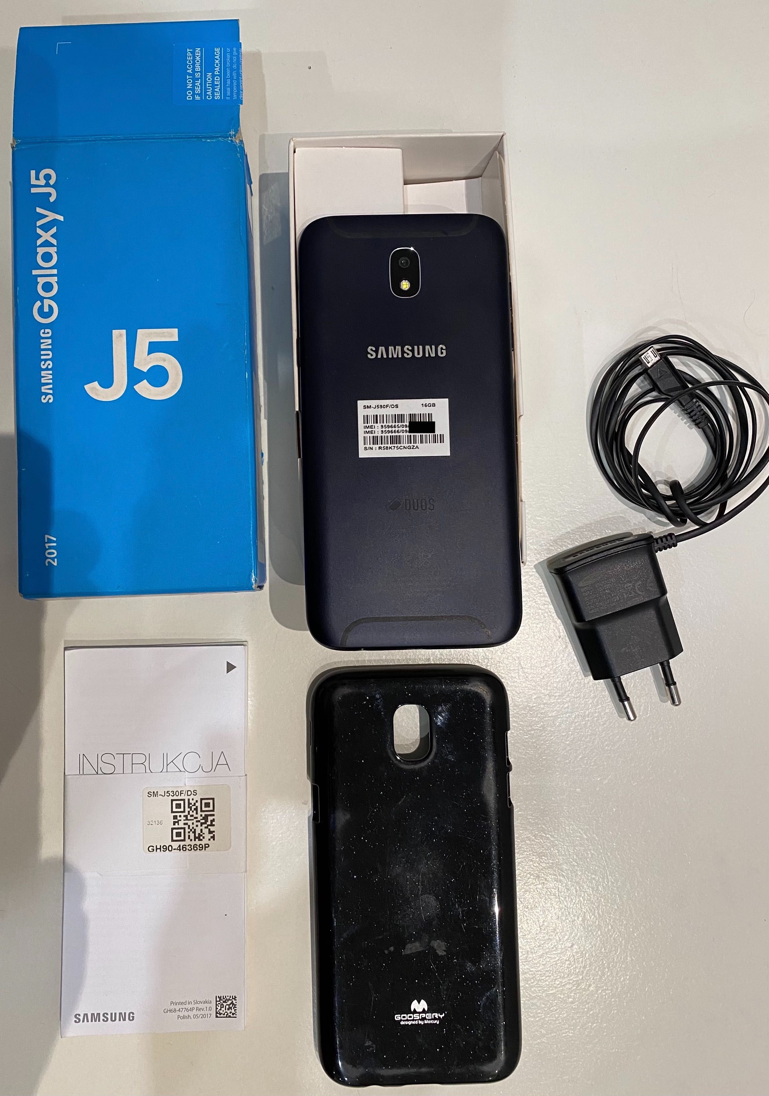 Samsung Galaxy J5 SM-J530F/DS 2017 2GB 16GB  DualSim Black Android