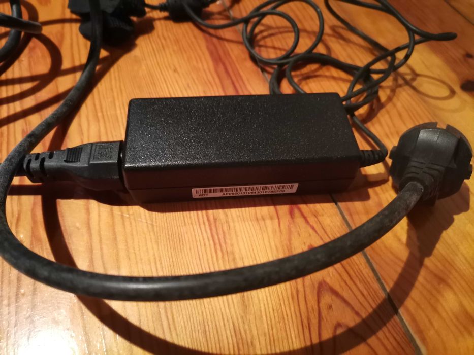 Adaptador Carregador SADP-65KB D AC