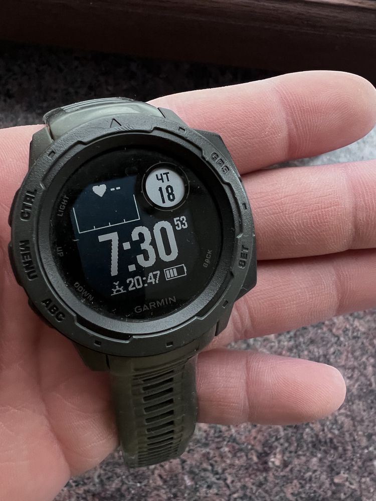 Годинник Garmin Instinct