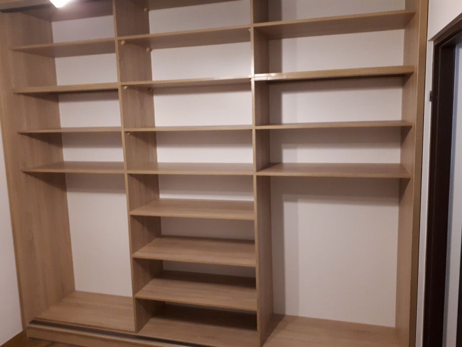 Szafy wnękowe Drzwi przesuwne Zabudowy Garderoby Kuchnie PRODUCENT