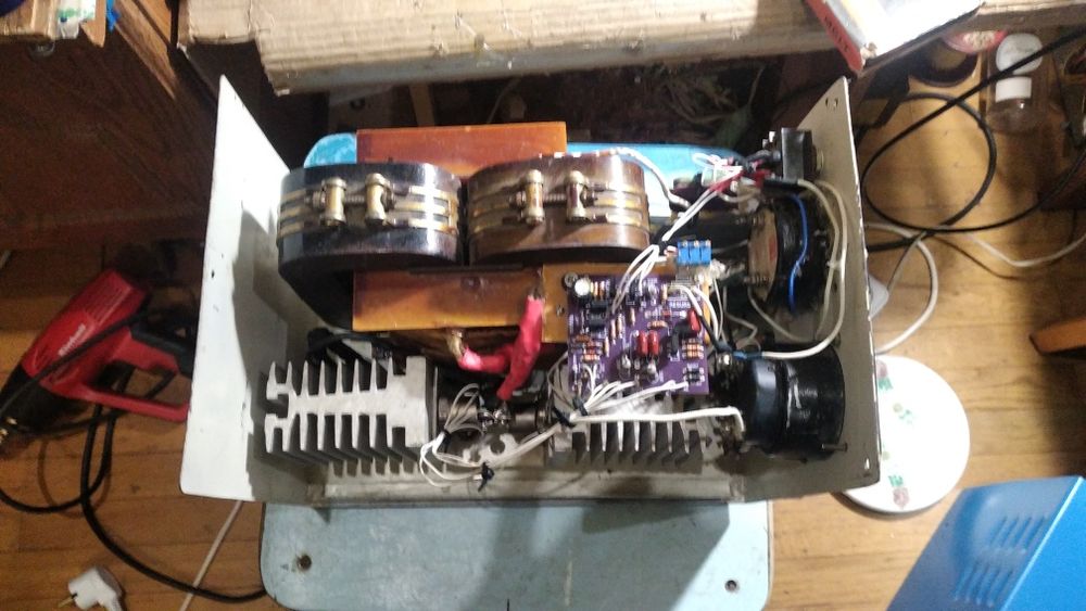 Заряднопусковой аппарат: пуск 130А/заряд до 50А, вес ЗПА - 15кг