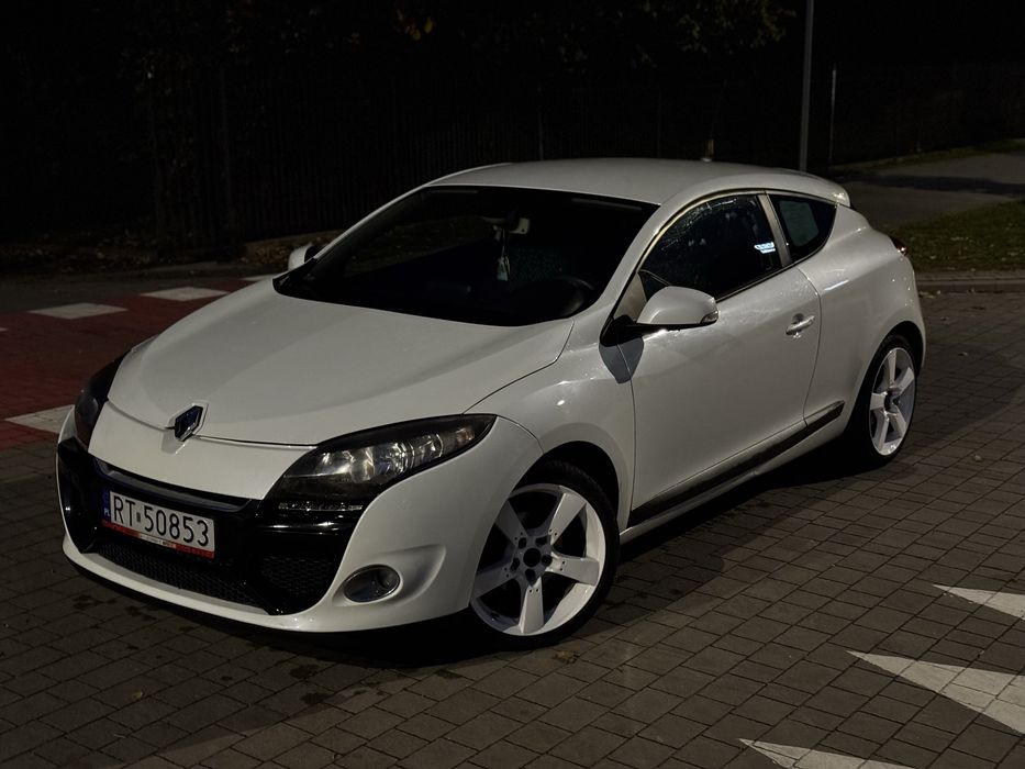Megane III Coupe 1.5 dCi biała perła