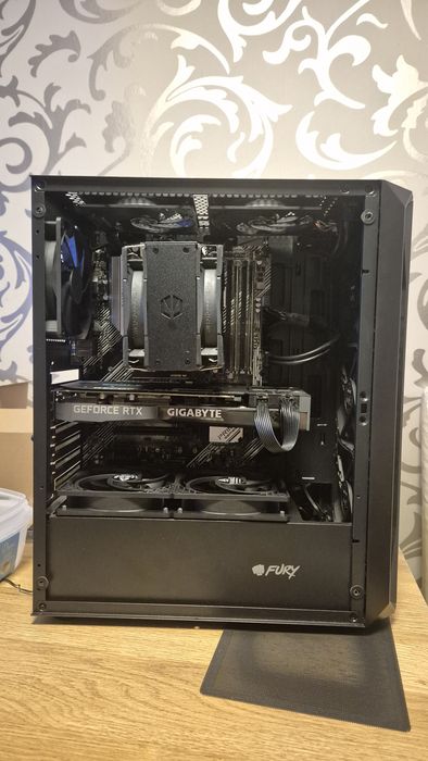 Komputer do gier Ryzen 5 5600x, RTX 3070, 16 GB RAM
