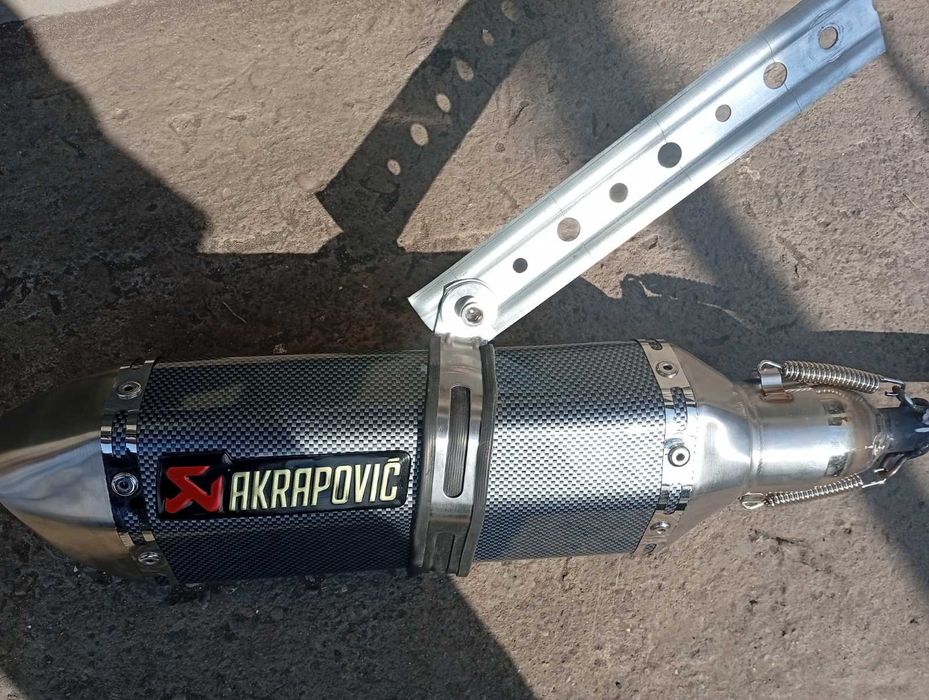 Прямоточний мотоглушник-глушник прямоток діаметр 38/51 мм Akrapovic мо