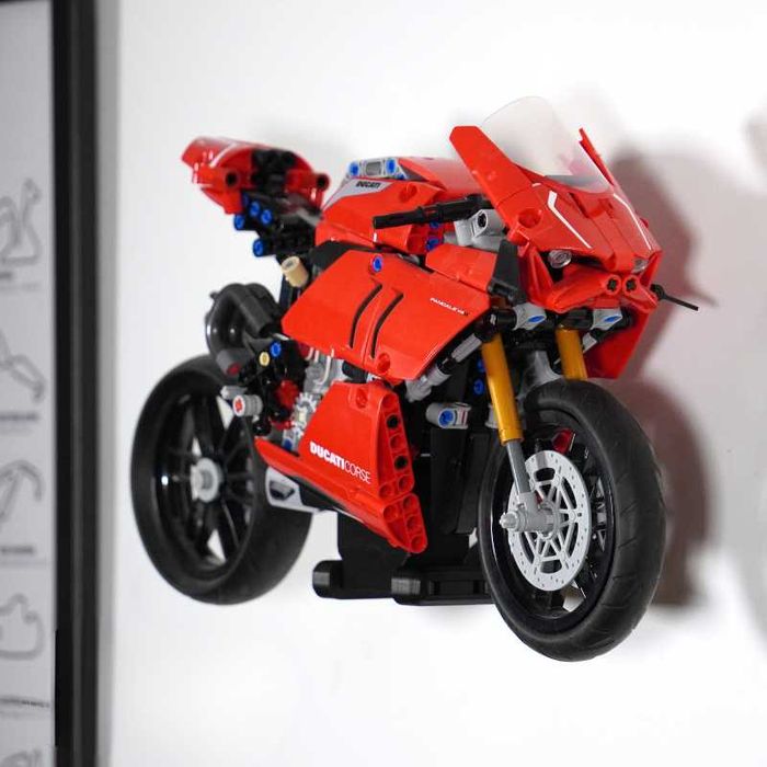 3D Кріплення для LEGO Technic Ducati Panigale V4 R (42107) - Чорний