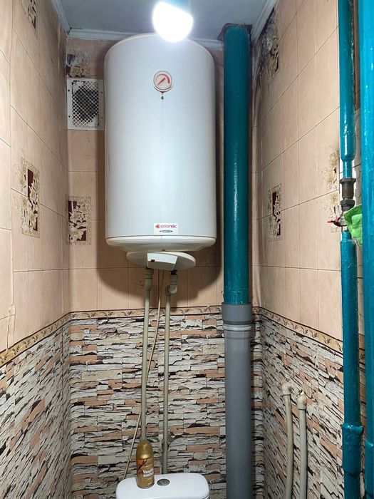 Продам ексклюзивну 3-кім. квартиру Кам’янське, лівий берег 2 мкр.