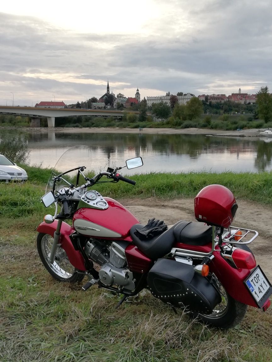 Honda shadow 125,ZADBANA