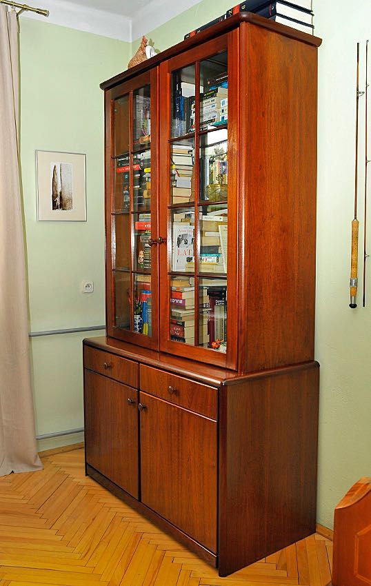 Biblioteka Witryna - lata 80 - mebel produkcji francuskiej