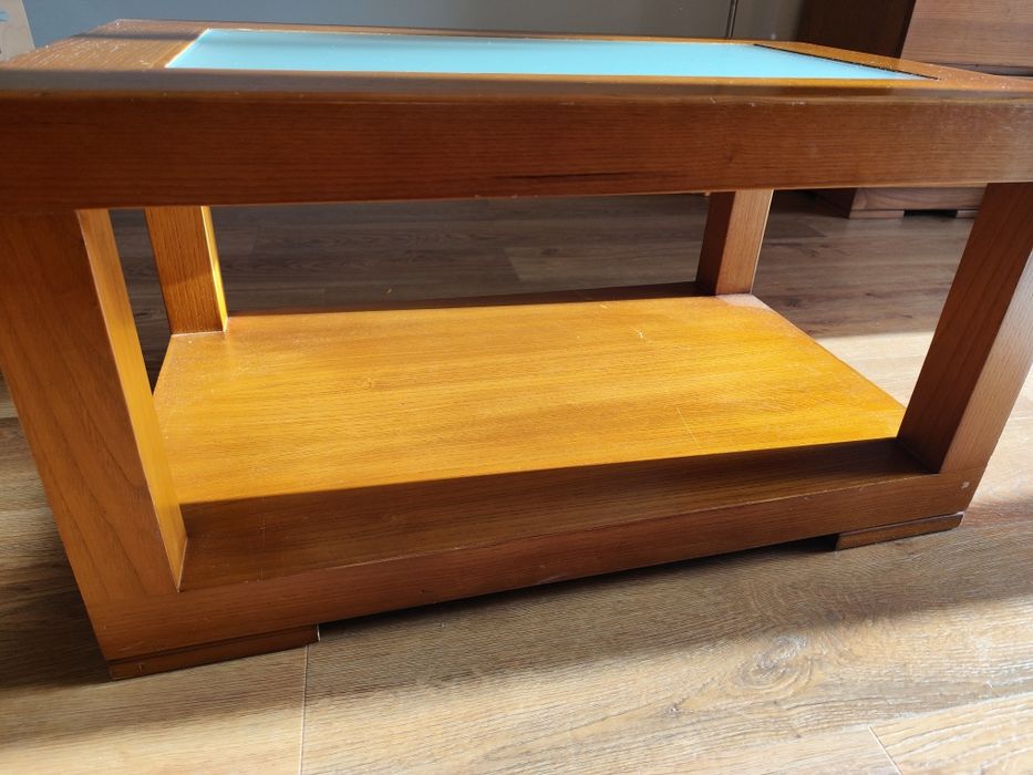 Mesa de centro de sala em cerejeira