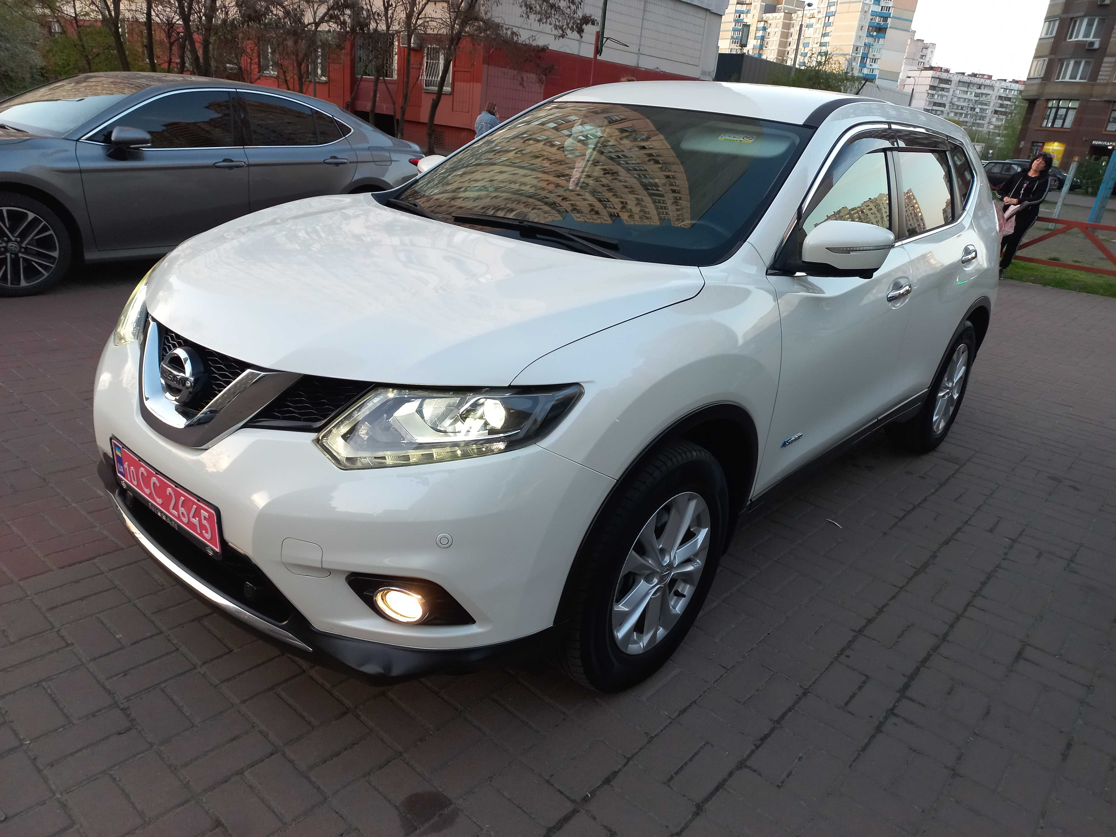 Продам Nissan X-trail Гібрид