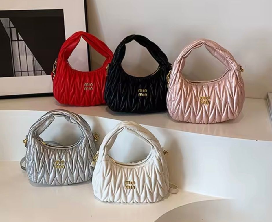 Сумка жіноча кросс боди Miu miu. 4 кольори.