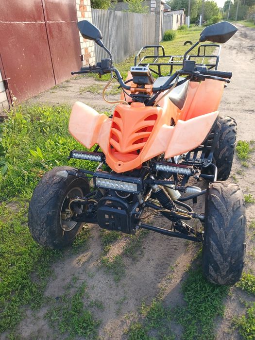 Продам квадроцикел