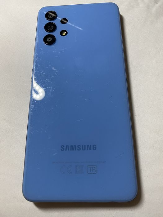Продам телефон Samsung Galaxy A32 (блакитний)