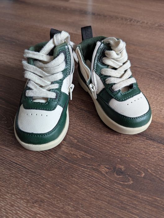 Кроссовки 21 размер zara в идеальном состоянии