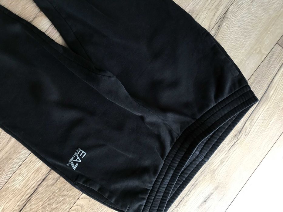 Spodnie dresowe Emporio Armani rozm. L