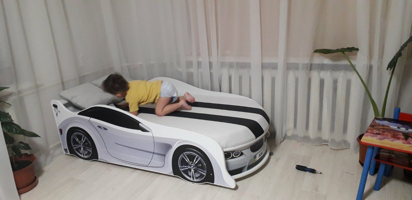 Удобная кровать диван машина,машинка Бесплатная доставка по Украине!